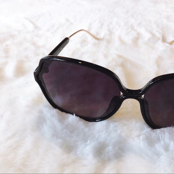 Charlotte Black Oversized Metal Round Sunglasses - Picture 6 of 9